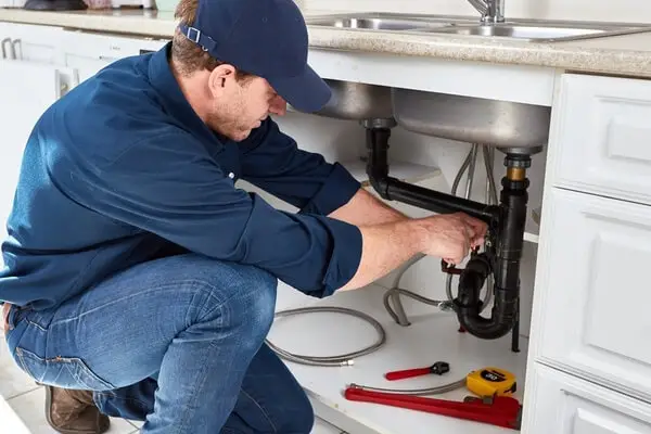 سباك محترف 51375332 51375332-سباك محترف